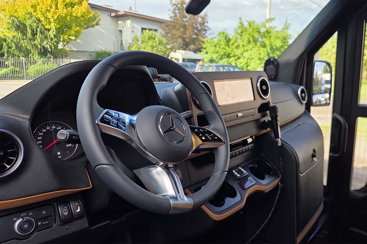 mercedes-sprinter -vip-4